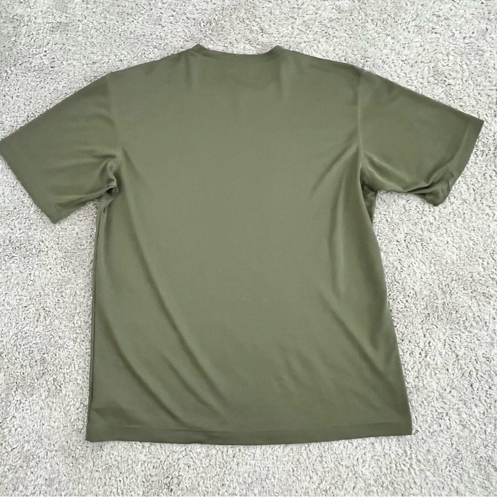 Columbia Men's Olive Green Omni-Wick Short Sleeve Tee - Picture 14 of 16